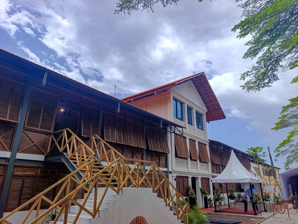 Nos équipes au cœur de l’engagement culturel : Inauguration de La Maison de l’Art à Grand-Bassam